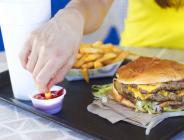 Fast food Alzheimer’a yol açabiliyor!