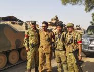 Mehmetçik’i Cerablus’ta Türkmenler karşıladı!