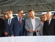 Mehmet Özhaseki’den Sur esnafına müjde