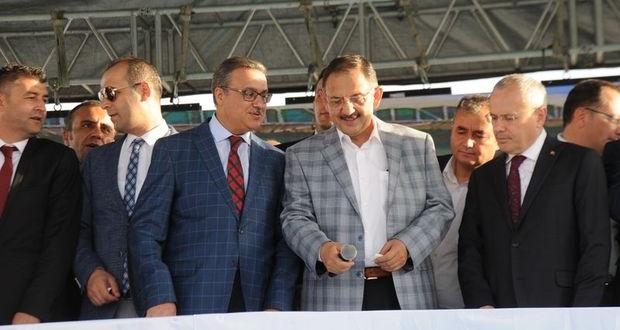 Mehmet Özhaseki’den Sur esnafına müjde