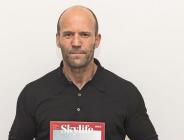Ünlü oyuncu Jason Statham’dan Milli İrade pozu