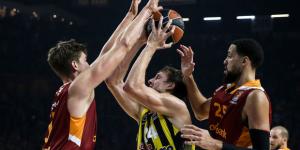Kanarya, Aslan’ı yenerek 4’e 4 yaptı