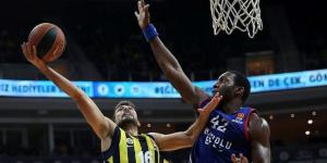 Fenerbahçe, Avrupa Ligi’nde Anadolu Efes’i devirdi