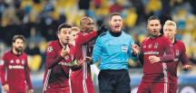 Beşiktaş, hakeme yenildi!