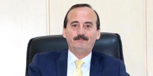 FETÖ elebaşının doktoru Profesöre kırmızı bülten!