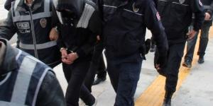 İzmir’de ByLock kullanan 15 öğretmene gözaltı!