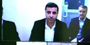 Selahattin Demirtaş’ın Davutoğlu’na hakaretten yargılaması başladı