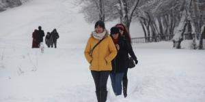 Van’da okullara kar tatili!