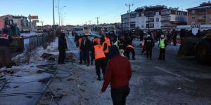Öğrenci servisi devrildi, 3 ölü!
